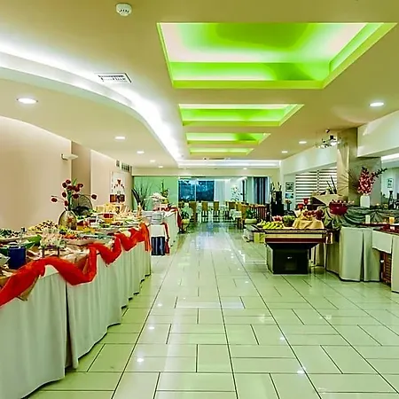 Xenios Anastasia & فندق 5*