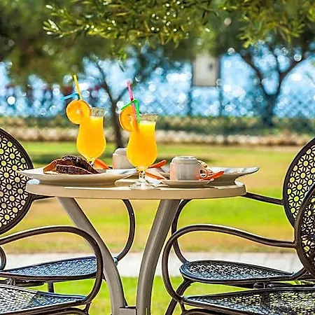 فندق Xenios Anastasia & 5*